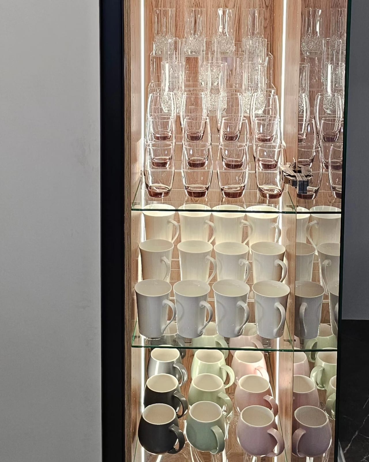 MK Premium Mug Master (3 Tier Stand)